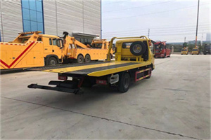 武宁非事故拖车